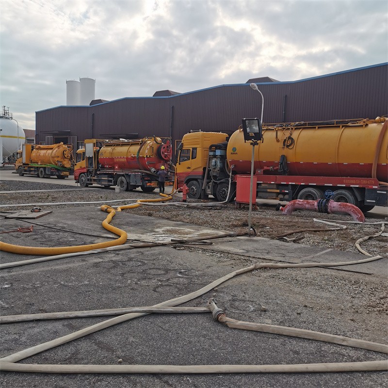 改则污水池清理