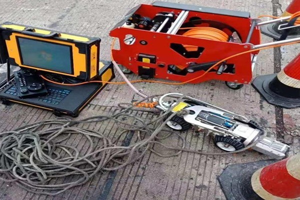 改则CCTV管道检测机器人